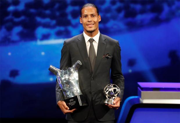 Virgil van Dijk Rebut Penghargaan Pemain Terbaik UEFA