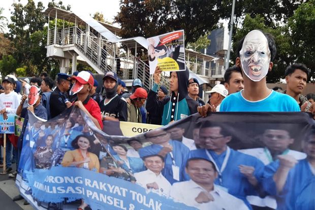 Gelar Aksi, Aktivis Corong Rakyat Dukung Pansel KPK