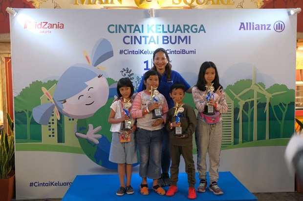 Rayakan Hari Konsumen, Allianz Indonesia Gelar Kampanye Cintai Keluarga Cintai Bumi