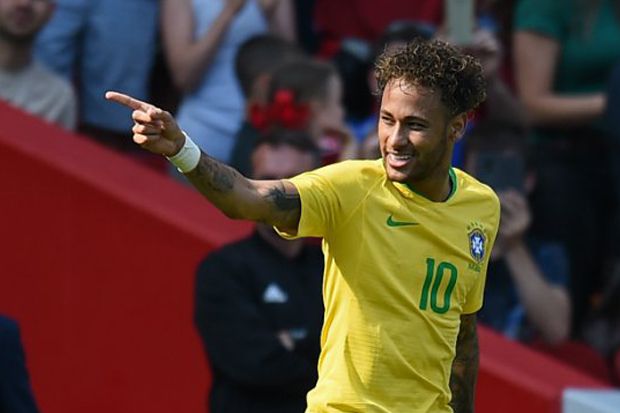 Neymar Semringah Kembali ke Timnas Brasil