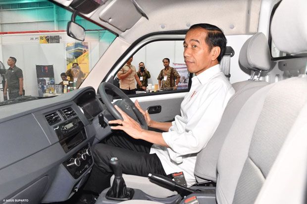 Dibandrol Rp95 Juta, Jokowi Yakin Esemka Bakal Laku di Pasaran