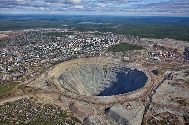 Rusia Produsen Berlian Terbesar di Dunia