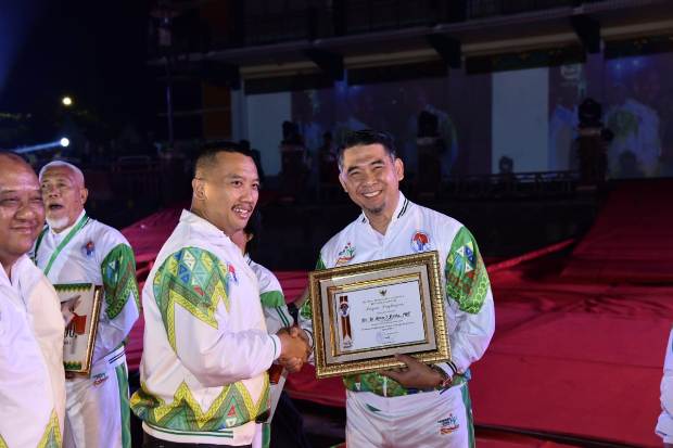 Wali Kota Jambi Dianugerahi Penghargaan Nasional Pembina Olahraga Berprestasi