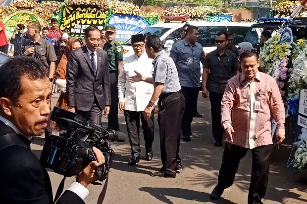Berikan Penghormatan Besar, Jokowi Ajak Masyarakat Berdoa untuk BJ Habibie