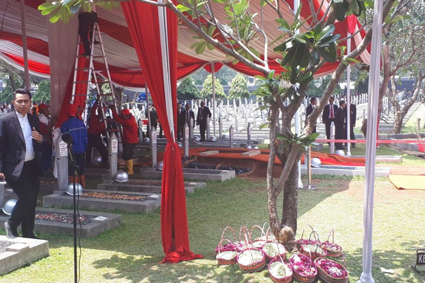 Menag Lukman Hakim Akan Pimpin Doa Pemakaman Habibie di TMP Kalibata