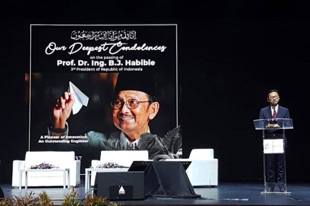 Insinyur se-ASEAN Beri Penghormatan Tertinggi pada BJ Habibie