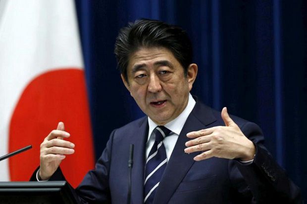 Perdana Menteri Jepang Shinzo Abe Rombak Kabinet