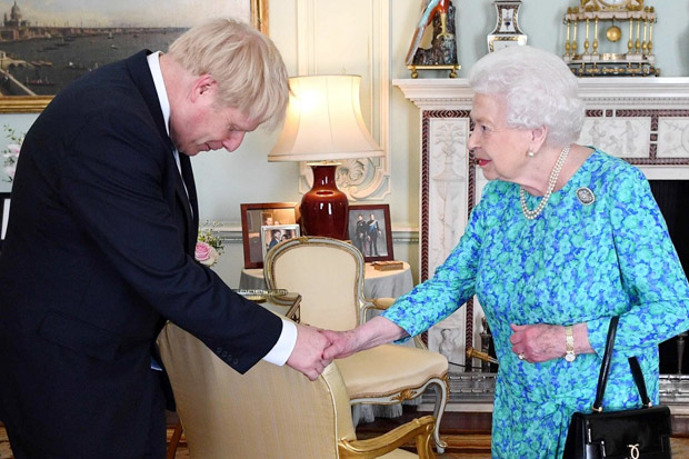 Boris Johnson Bantah Bohongi Ratu Soal Pembekuan Parlemen