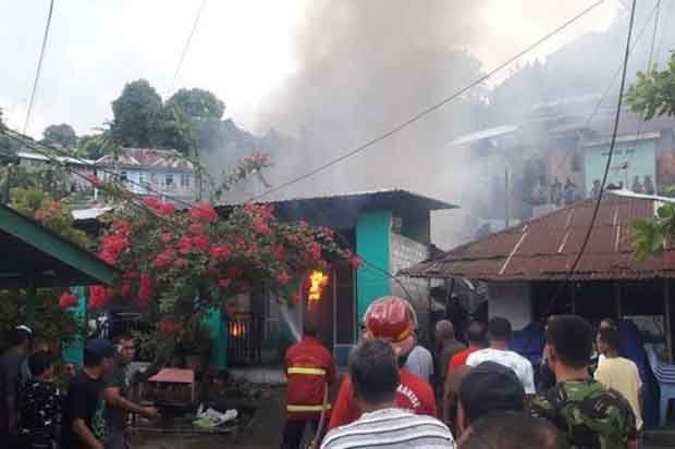 2 Tewas Dalam Kebakaran yang Menghanguskan Empat Rumah Warga di Ambon