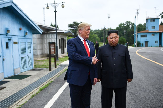 Trump: Bukan Waktu yang Tepat untuk Kunjungi Pyongyang