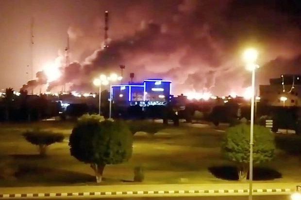 Pejabat UEA: Serangan ke Fasilitas Minyak Saudi Eskalasi yang Berbahaya