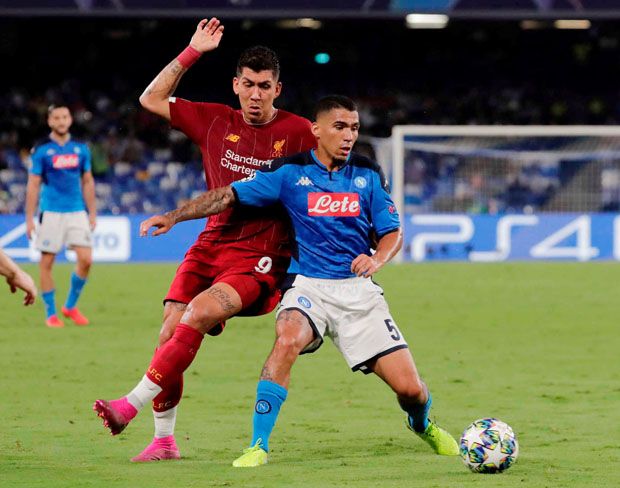 Babak I: Liverpool Digempur Napoli, Skor Masih Sama Kuat