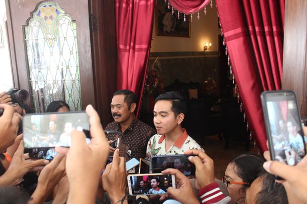 Temui Ketua PDIP Solo, Sinyal Putra Jokowi Maju Pilwalkot Menguat