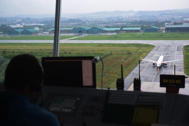 68 Penerbangan Bandara Internasional Jenderal Ahmad Yani Semarang Terganggu Karhutla