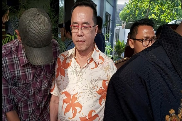 Palsukan Keterangan di Akte Otentik, Henry J Gunawan dan Istri Dijebloskan ke Penjara