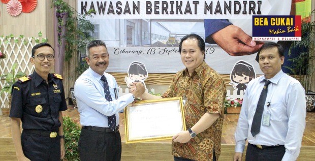 Sembilan Perusahaan di Cikarang Resmi Jadi Kawasan Berikat Mandiri