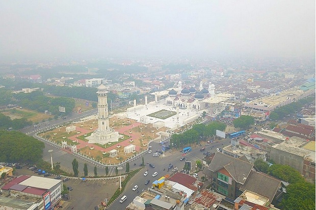 Kota Banda Aceh Mulai Diselimuti Kabut Asap, Warga Mulai Terganggu