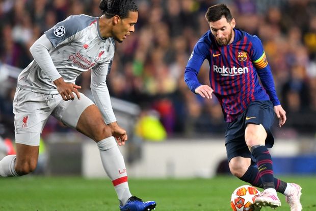 The Best FIFA 2019 : Van Dijk Nyadar Diri Kalah dari Lionel Messi