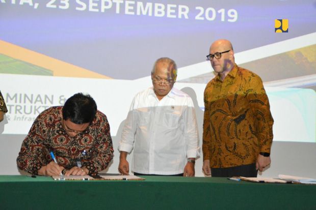Pembangunan Tol Semarang-Demak Terintegrasi Tanggul Laut Dimulai