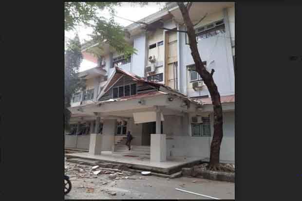 Gempa Ambon, Bangunan Universitas Pattimura Rusak