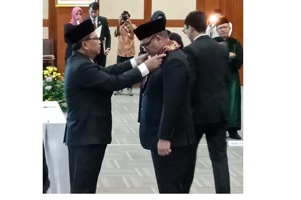 Menristekdikti Lantik Rektor Universitas Negeri Gorontalo