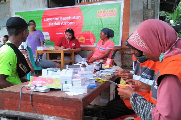 Mobil Klinik Indosat Ooredoo Bantu Masyarakat Korban Gempa Maluku