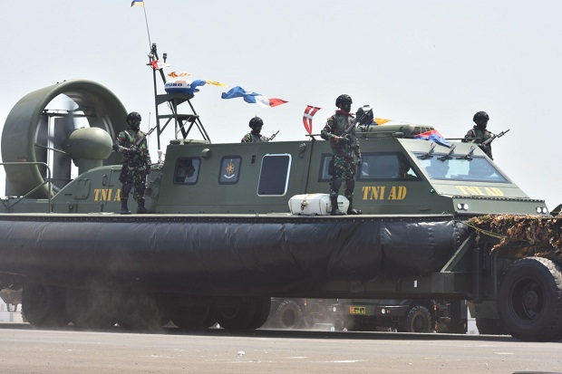 Jet Ski dan Hovercraft Bekangad Unjuk Gigi di HUT Ke-74 TNI