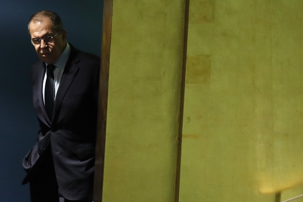 Lavrov: Rusia Lanjutkan Pengiriman Senjata ke Irak