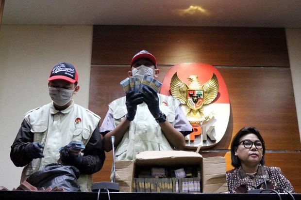 Kronologis OTT Bupati Lampung Utara, Tim KPK Sempat Dihalang-halangi