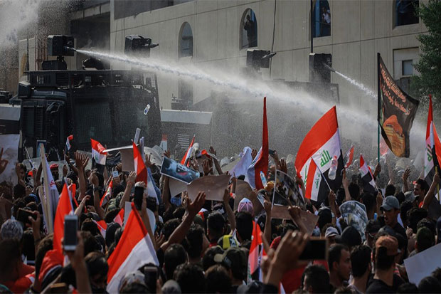 Militer Irak Akui Gunakan Kekuatan Berlebih Saat Tangani Aksi Demo