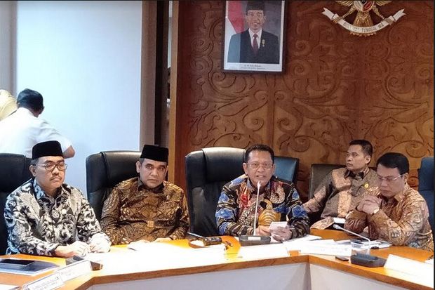 MPR Sepakat Pelantikan Jokowi-Maruf Pukul 14.00 WIB