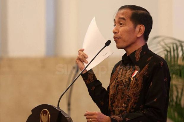 Jokowi Teken Perpres Aturan Wajib Berbahasa Indonesia