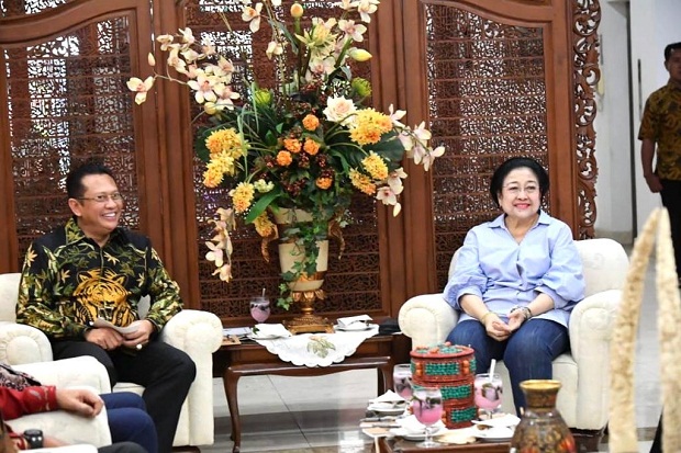Bertemu Megawati, Pimpinan MPR Bahas Rekomendasi Amandemen UUD