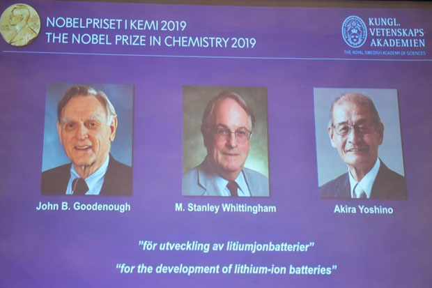 Tiga Ilmuan Rebut Nobel untuk Pengembangan Baterai  lithium-ion