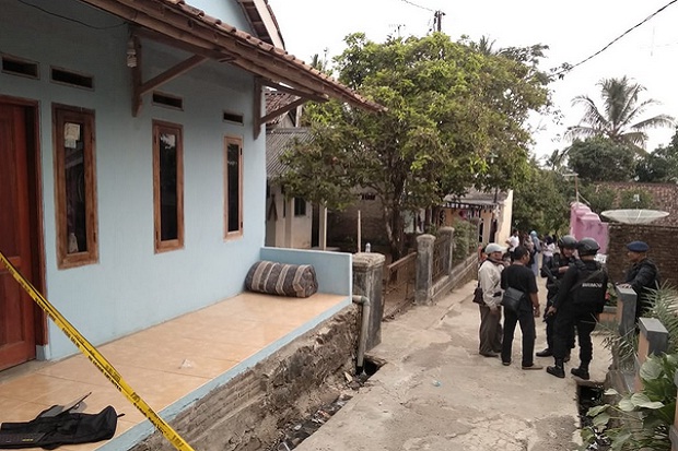 Rumah Kontrakan Pelaku Penusukan Wiranto Digeledah Tim Gegana