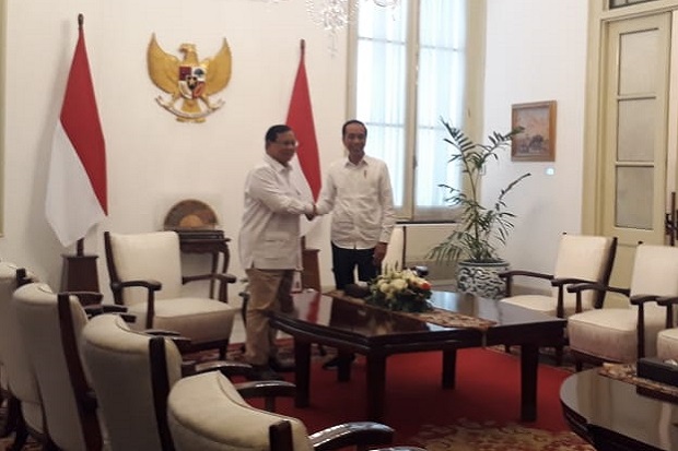 Bahas Kabinet Mendatang, Jokowi-Prabowo Bertemu di Istana Merdeka