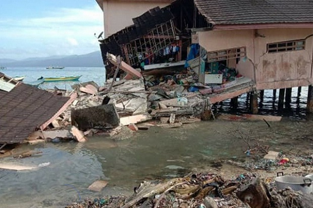 BNPB: Pulau Ambon dan Seram akan Hilang Akibat Patahan Hoaks