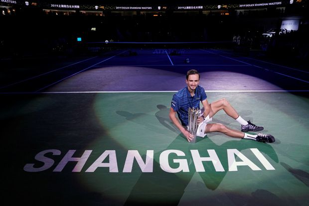 Lumat Zverev, Medvedev Rebut Gelar Shanghai Masters 2019