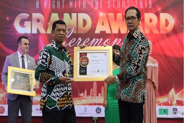 Kepala LPMP Sulawesi Selatan Raih Penghargaan Indonesia Star Award 2019