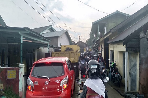 Hujan Deras 30 Menit, Ruas Jalan di Samarinda Terendam Banjir