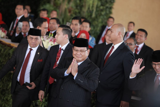 Prabowo-Sandi Hadiri Pelantikan, Jokowi Sampaikan Penghormatan Khusus
