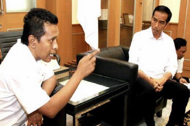 Tak Mau Terbelenggu Birokrasi, Adian Tolak Jabatan Menteri Jokowi