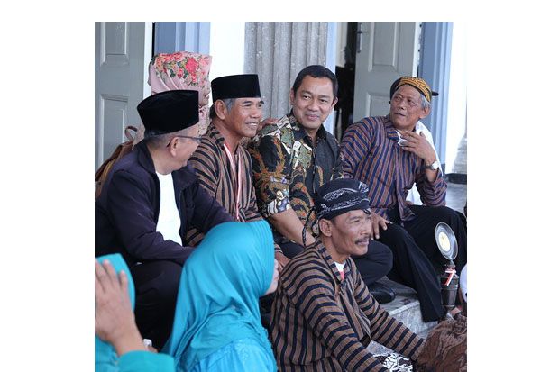 Sambil Lesehan, Hendi Temui Warga Kota Semarang Tanpa Sekat