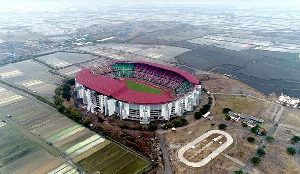 Stadion Gelora Bung Tomo Hadapi Masalah Aroma Tak Sedap