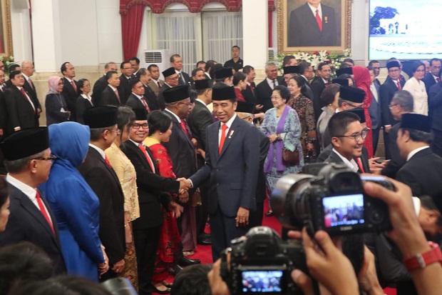 Presiden Jokowi Lantik 12 Wamen di Istana Negara