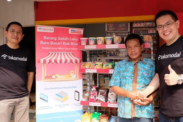 Tokomodal-Alfamart bantu Warung Binaan Korban Tsunami