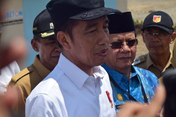 Wali Kota Palu Dampingi Kunjungan Kerja Presiden di Palu