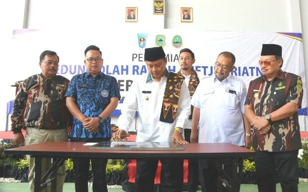 Lulusan SMK di Jabar Harus Punya BMW