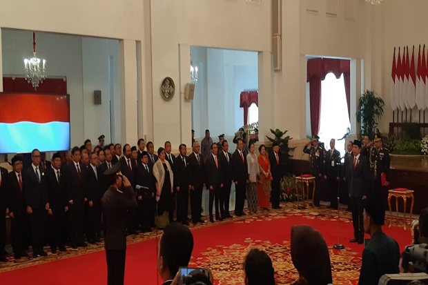 Presiden Jokowi Lantik Komjen Pol Idham Azis Sebagai Kapolri
