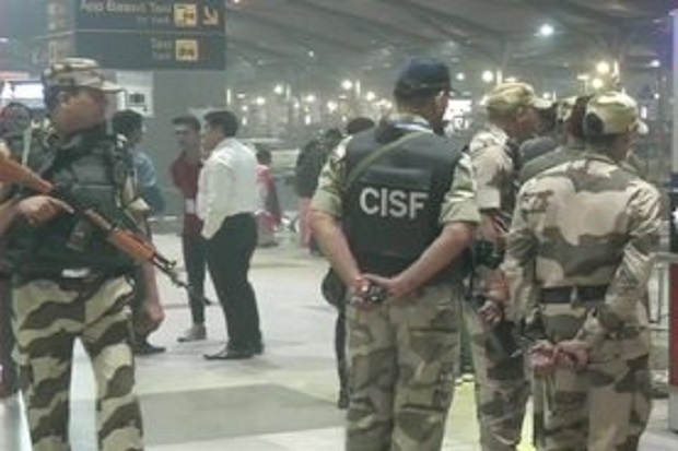 Tas Diduga Berisi Bahan Peledak Bikin Heboh Bandara New Delhi